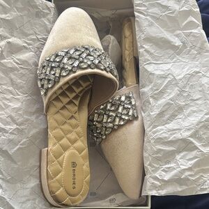 Birdies Women's Beige Embellished Mules